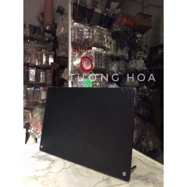 Bảng Mica trưng mẫu Nail