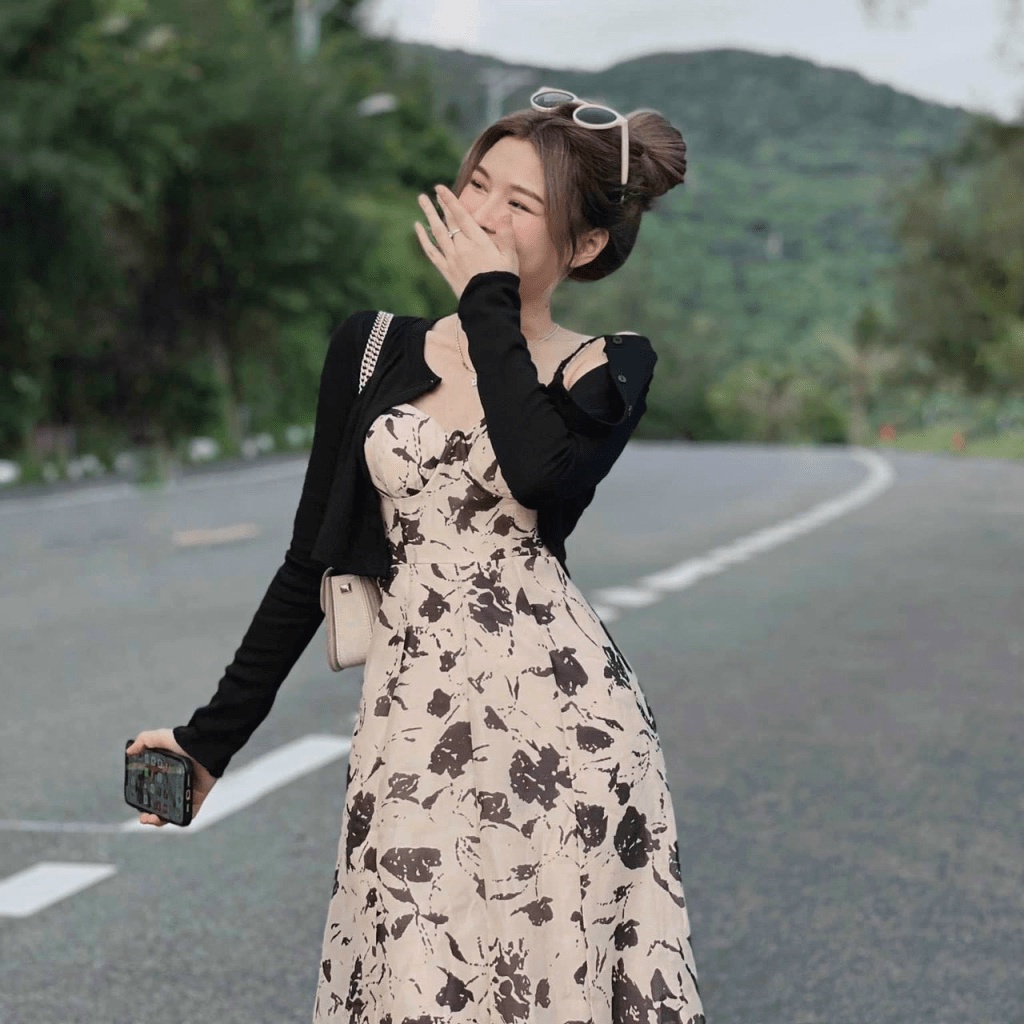 Đầm Xòe Lụa Nữ Phối Hoa Kèm Áo Khoác Thun Đen Mặc Đẹp Tôn Dáng NEW UNISEX