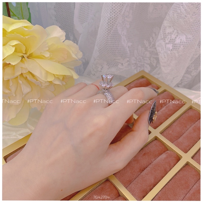 Nhẫn xi bạch kim tiểu thư dáng hột cao mảnh .PTNACC.