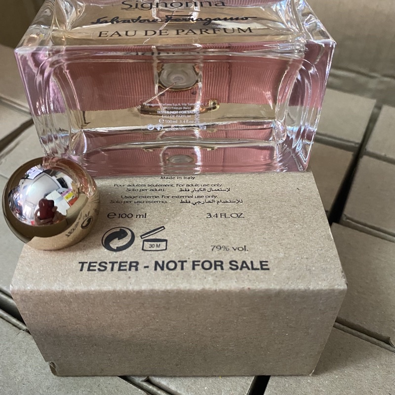 Nước hoa nữ tester Salvatore Ferragamo Signorina Eau de Parfum 100ml