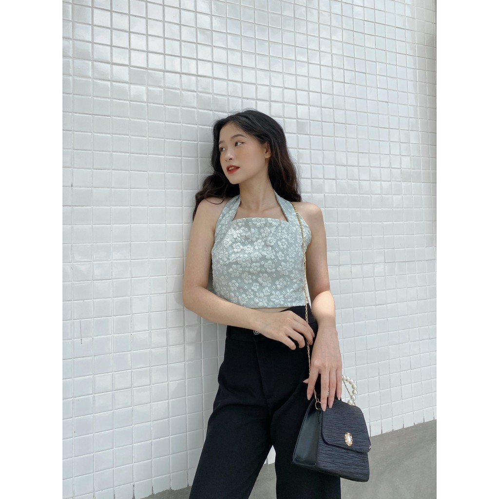 YU CHERRY | Áo nữ Pattern Neck Croptop YA376