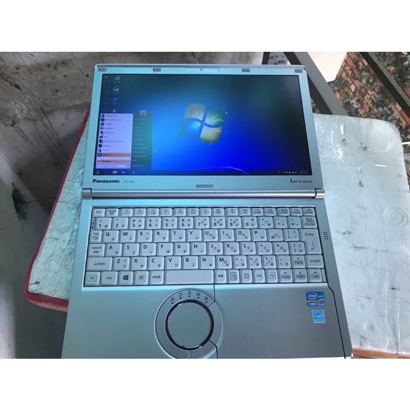 Laptop Panasonic cũ CF-NX2, SX2 chip core i5 3340, ram 4G, SSD 120G máy tuyển chọn