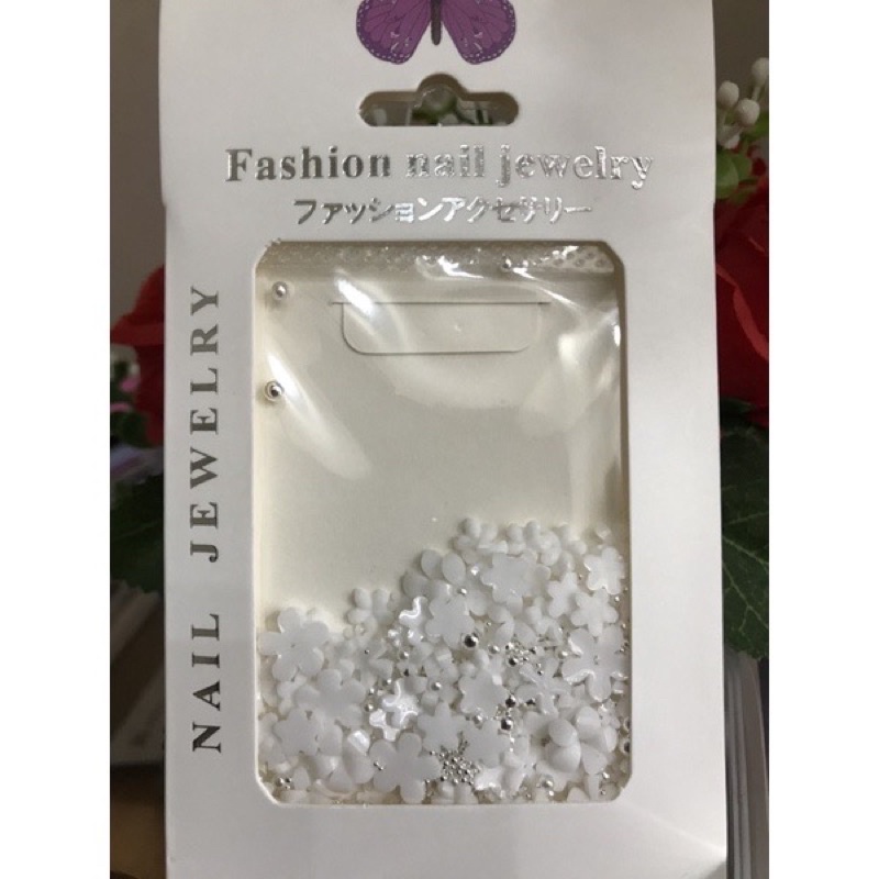 Hoa mix bi sứ gắn móng
