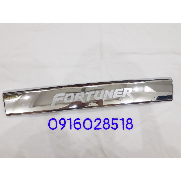 Toyota Fortuner 2017 2018 2019 2020 Ốp mặt Calang xi mạ Crom mat ca lăng