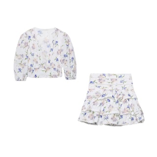 Set áo croptop và chân váy hoa nhí zr xuất xịn