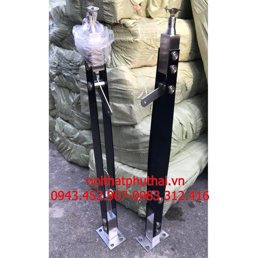Con tiện cầu thang inox - 4 lỗ sỏ inox ống D12- bắt mặt bậc
