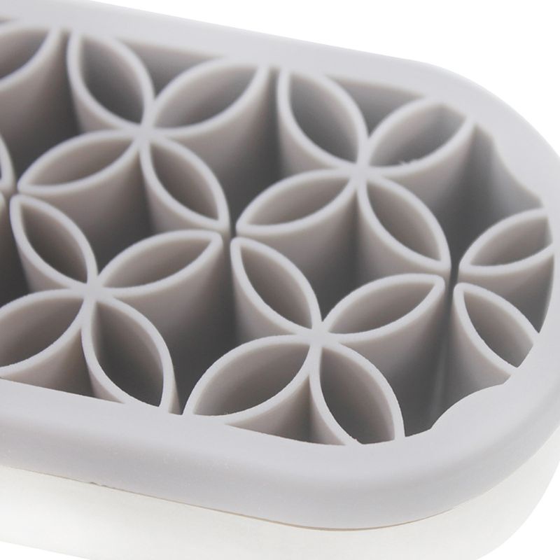 Hộp Đựng Cọ Trang Điểm Bằng Silicon Họa Tiết Hoa Ốp