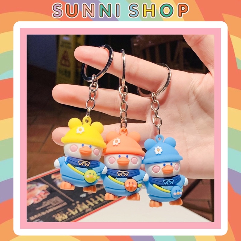 Móc Khoá Hình Chú Vịt Đi Học  - Móc Treo Chìa Khoá/Treo Balo SunniShop