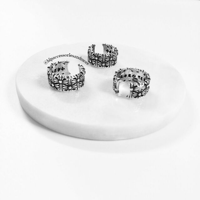 Nhẫn chromeheart chữ thập liền