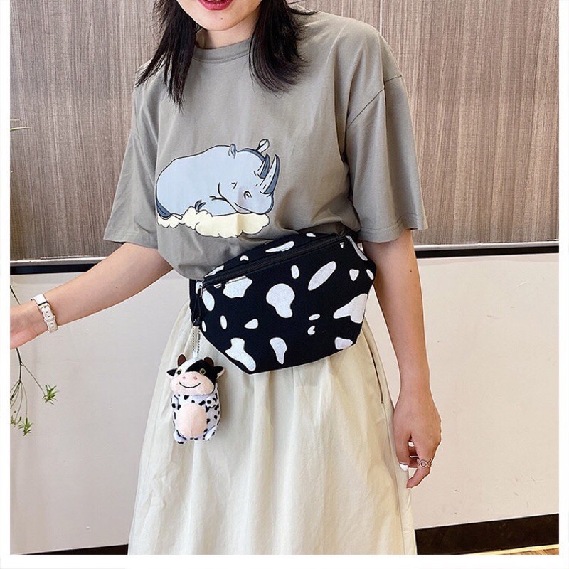 Túi đeo chéo nam nữ hoạ tiết túi bò sữa | BigBuy360 - bigbuy360.vn