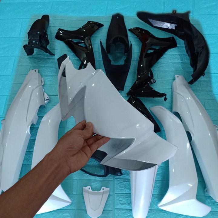 Dàn áo xe Loại Phanh Đĩa gắn xe SIRIUS đời 2005 đến 2018 màu TRẮNG , nhựa ABS nguyên sinh cao cấp