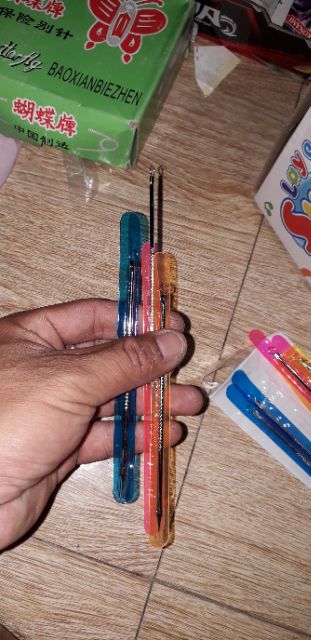 Set 3 cây nặn mụn bằng thép không gỉ