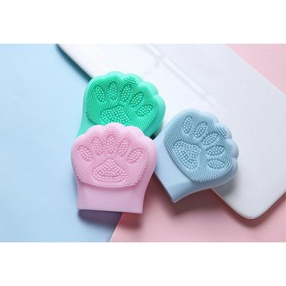 Miếng silicon rửa mặt hình móng vuốt mèo.