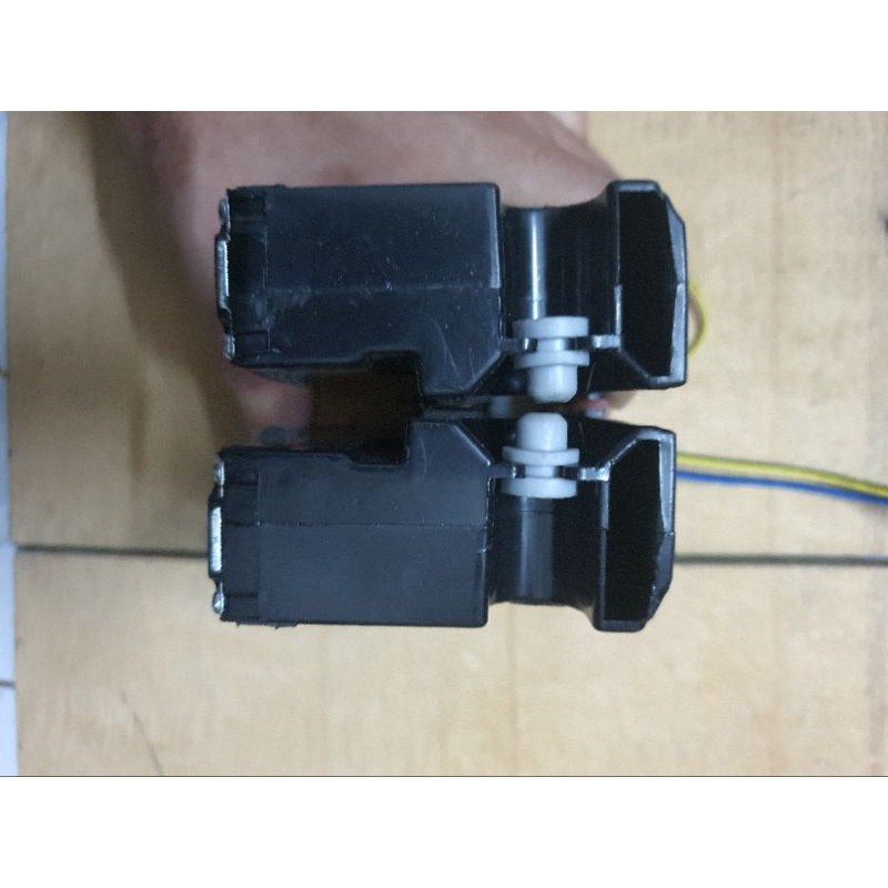 Loa toàn dải Tivi Samsung có hộp nhựa ABS kiểu 13