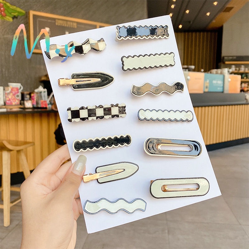Kẹp tóc acrylic họa tiết trắng đen thời trang Hàn Quốc cho nữ