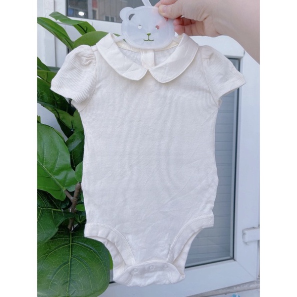 (Hàng Xưởng) Bodychip, bodysuit cộc tay dáng cổ sen, cổ Peterpan tay bồng chất cotton tăm GAP xuất dư cho bé gái (màu tr