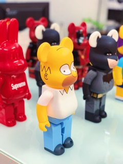 [CÓ SẴN][Ảnh tự chụp] Bearbrick Nhân vật Homer Simpson 400%
