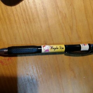 Name sticker dán đồ dùng cho bé
