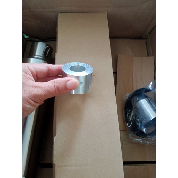 Pô leovince 1.1 màu bạc. lắp nhiều dòng xe máy. tặng kèm tiêu giảm thanh CNC.