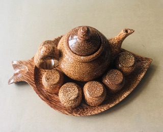 BỘ BÌNH TRÀ GỖ DỪA CHIẾC LÁ