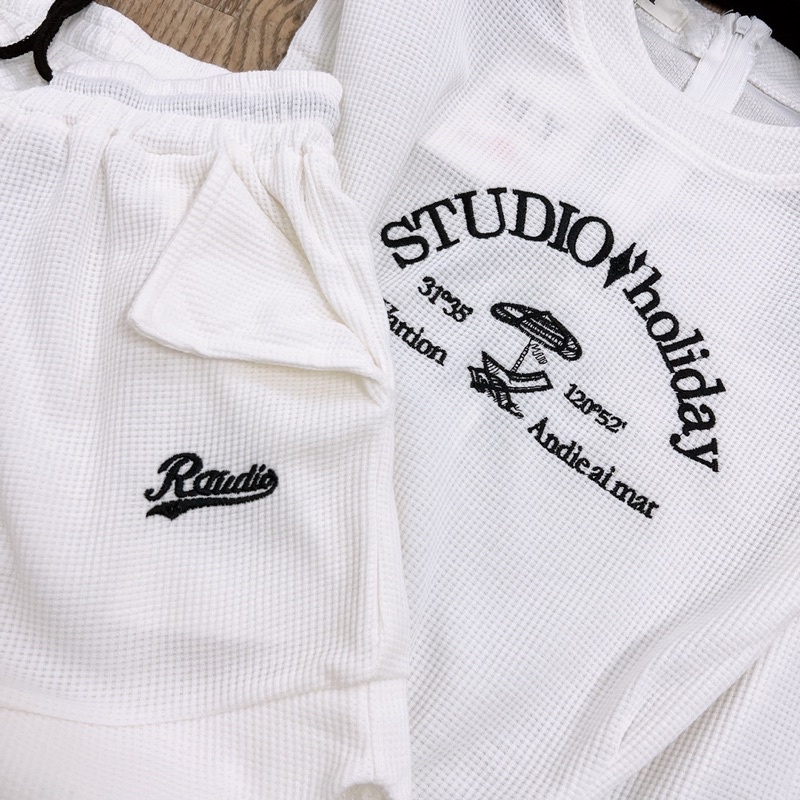 Set chữ độn vai