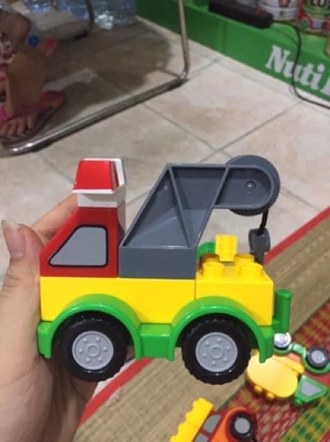 1 Xe lắp ghép - quà từ enfa