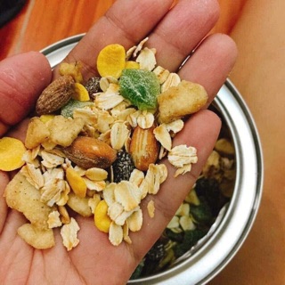 NGŨ CỐC ĂN KIÊNG