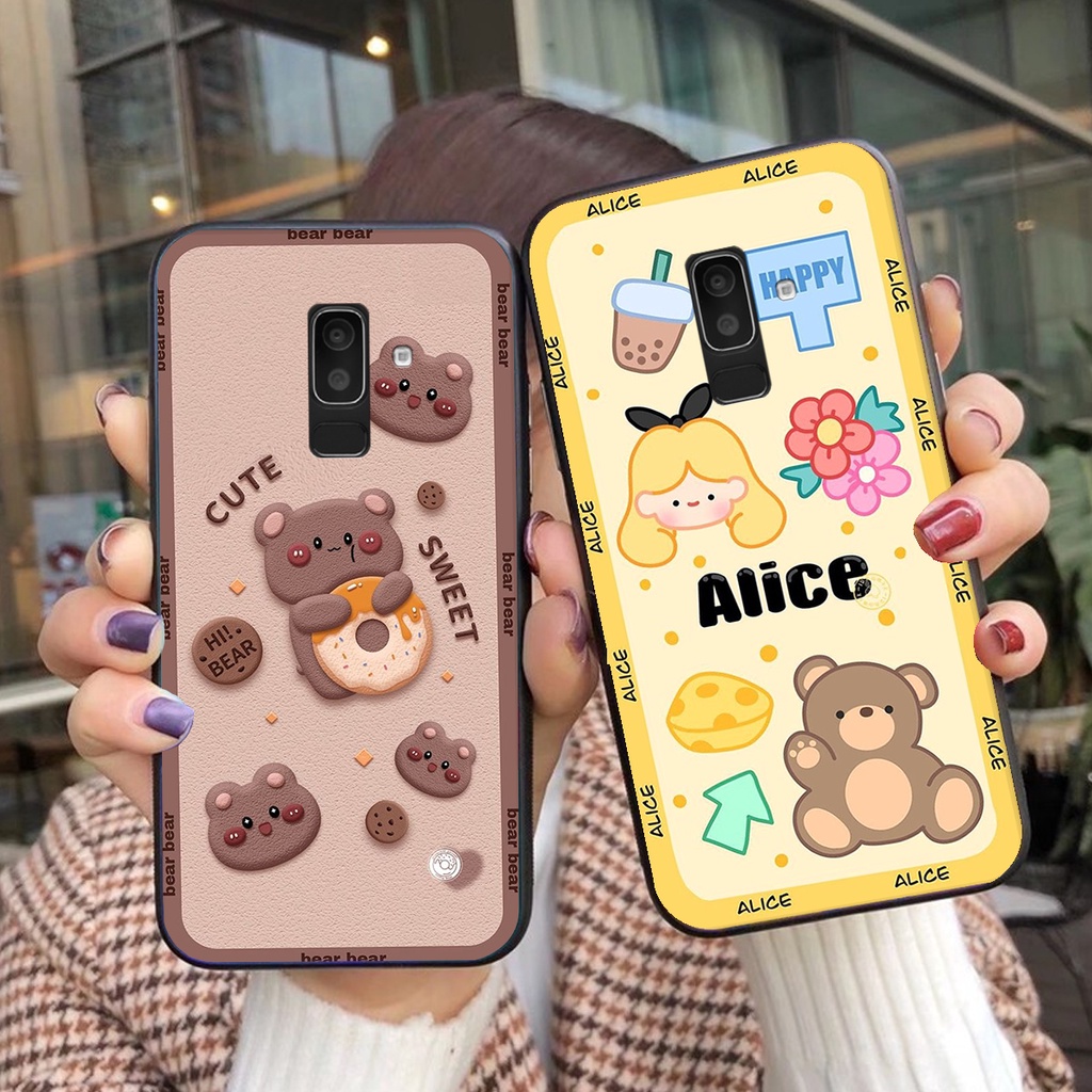 Ốp lưng Samsung Galaxy J8 2018 in hình 3D gấu mới nhất - sang - chảnh - ĐẸP- BỀN