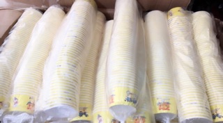 CỐC GIẤY ĐỰNG KEM(50c)