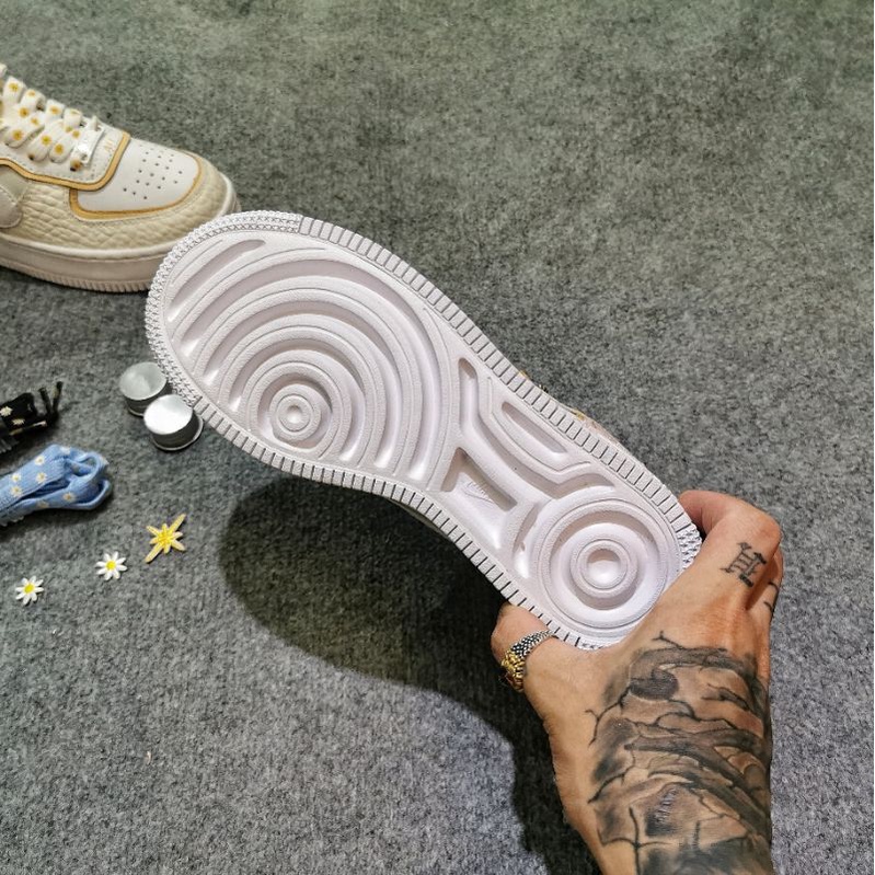 Giày sneaker cổ thấp Air forcer 1 Aura  tồn kho. tặng kèm 2 ống dây GD và sticker dán.