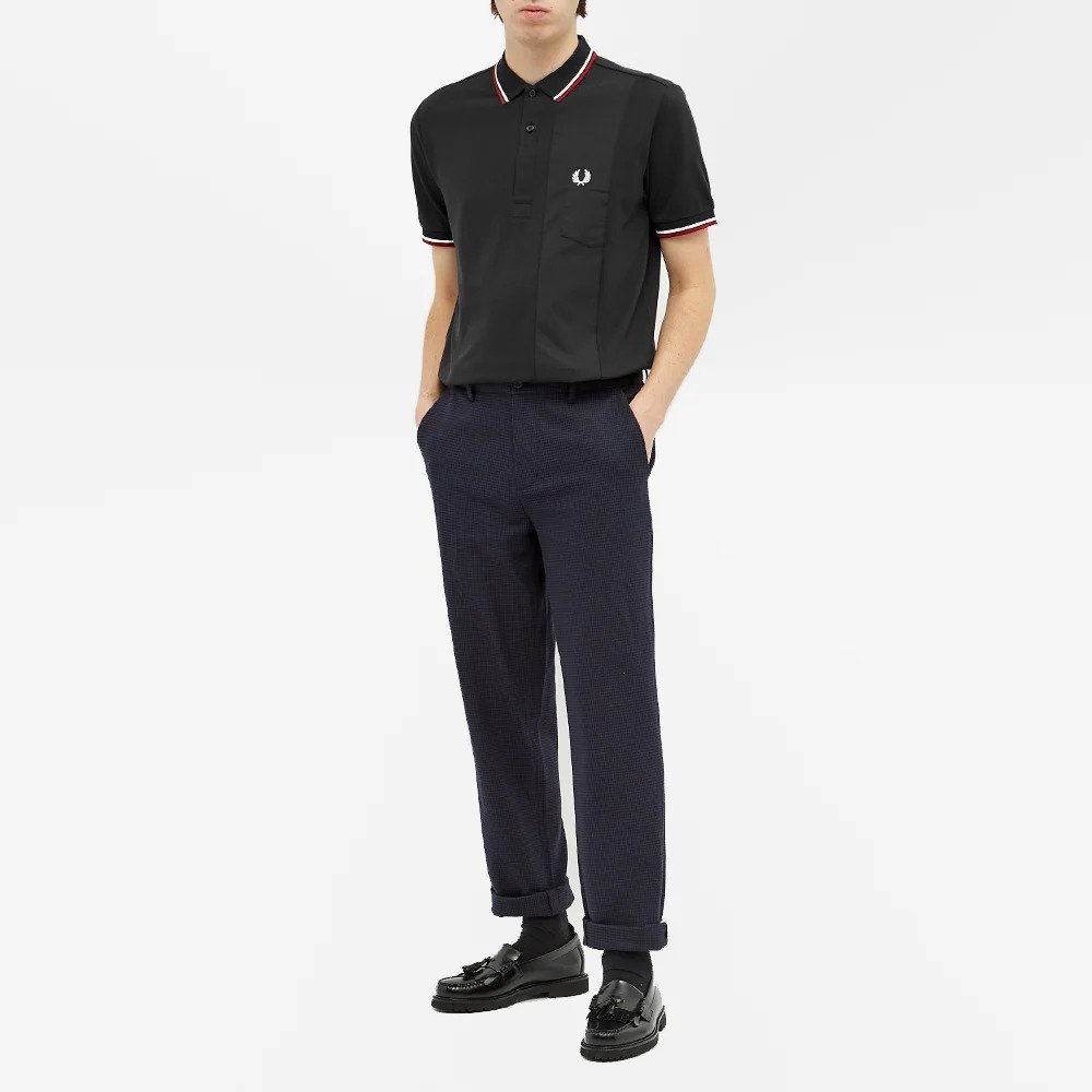 Áo Polo Fred Perry Cut & Sew - đen