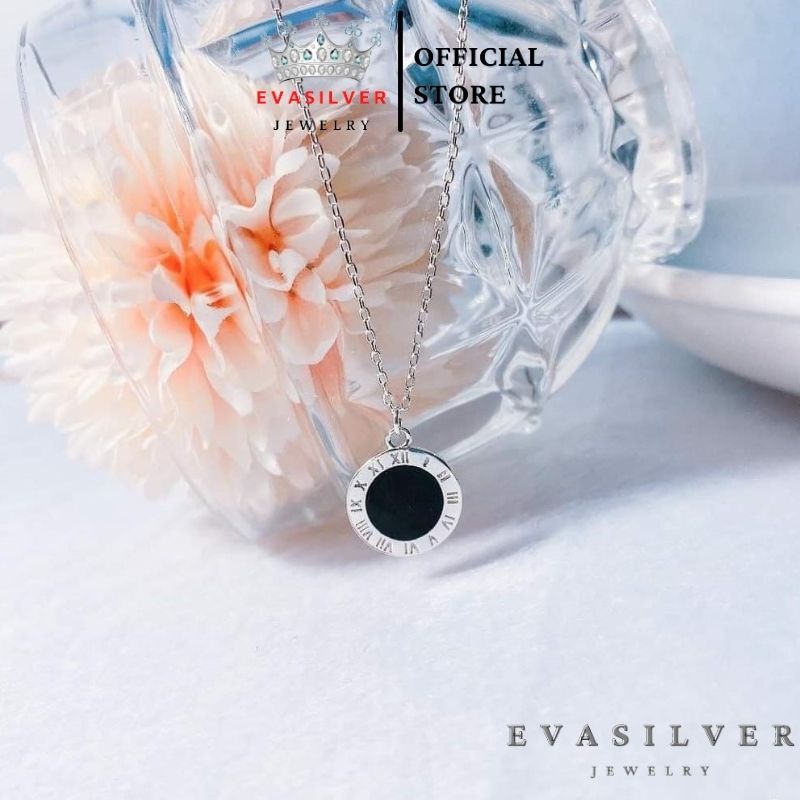 Dây chuyền bạc nữ mặt hình tròn khắc số la mã đính đá sơn đen - Trang sức bạc Evasilver