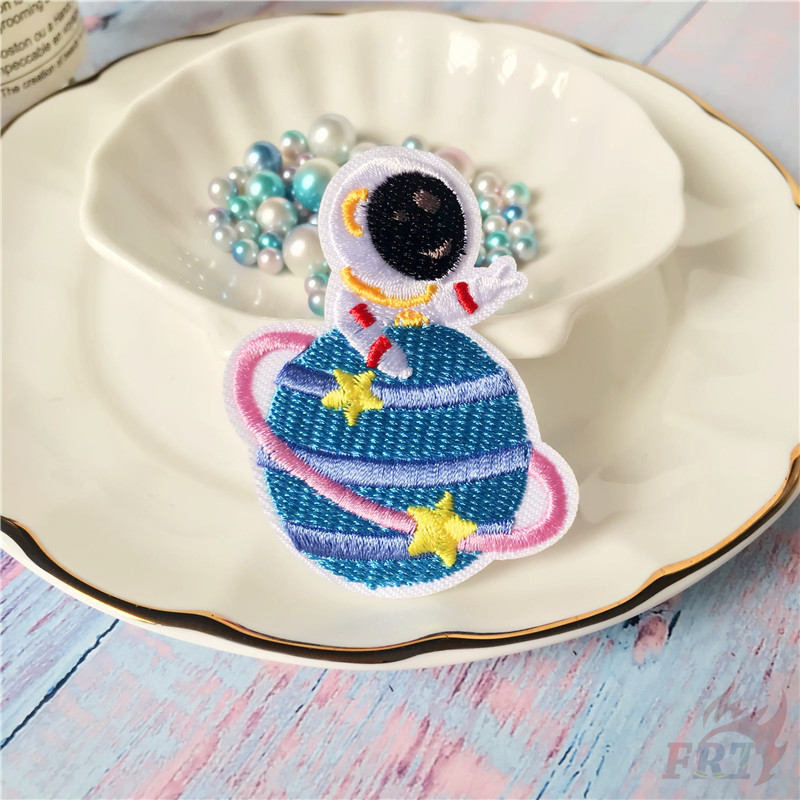 Miếng vá ủi thêu hình phi hành gia/tên lửa ngộ nghĩnh