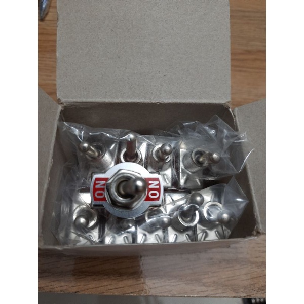 Công tắc gạt 2 chân, 3 chân, 4 chân, 6 chân