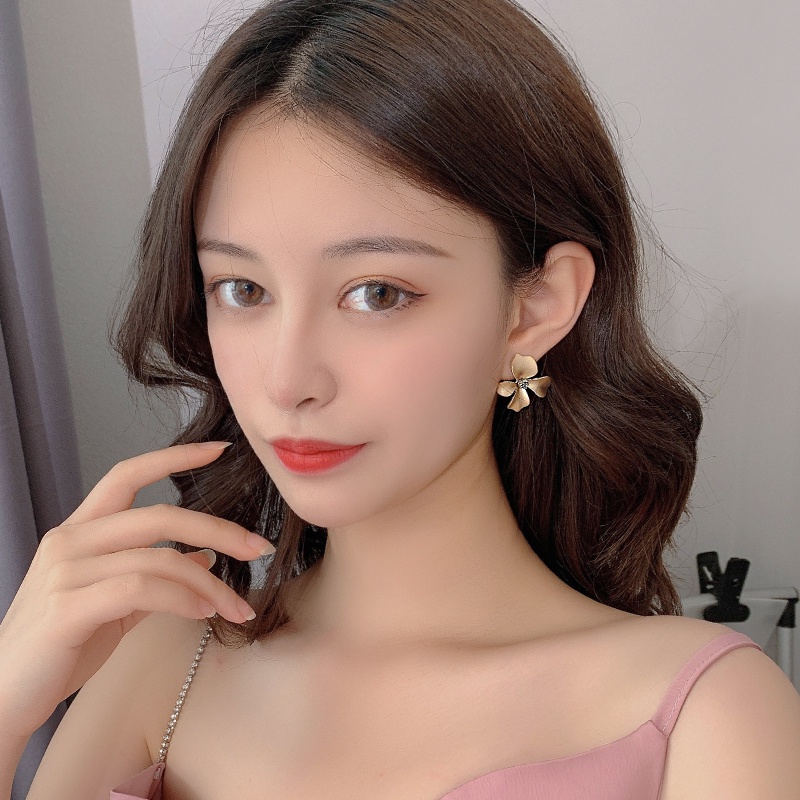 Bông tai mạ vàng 925 hình hoa xinh xắn cho nữ