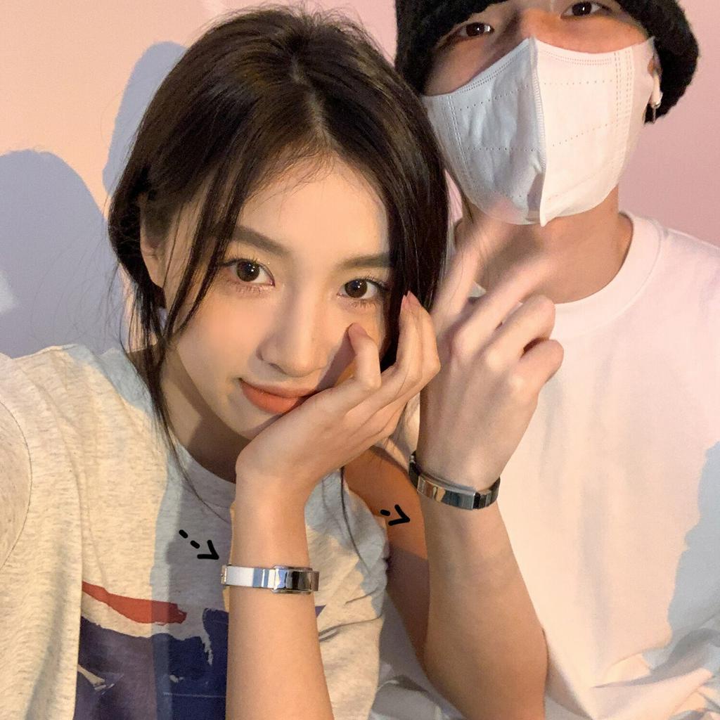 Vòng Đeo Tay Kiểu Dáng Retro Thời Trang Cá Tính Cho Nữ