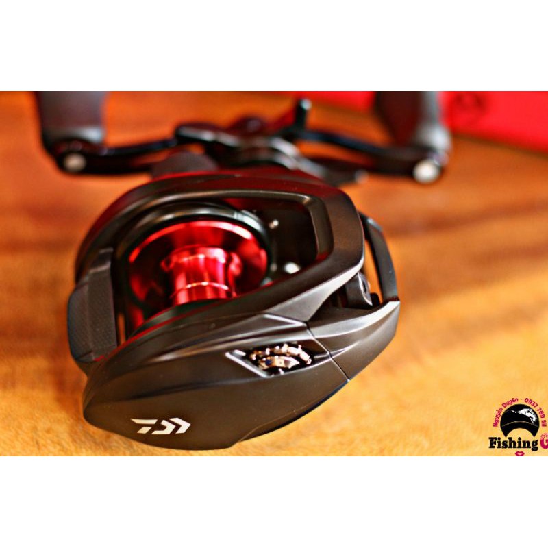 Máy ngang Daiwa PR 100 giá rẻ. Daiwa PR 100L
