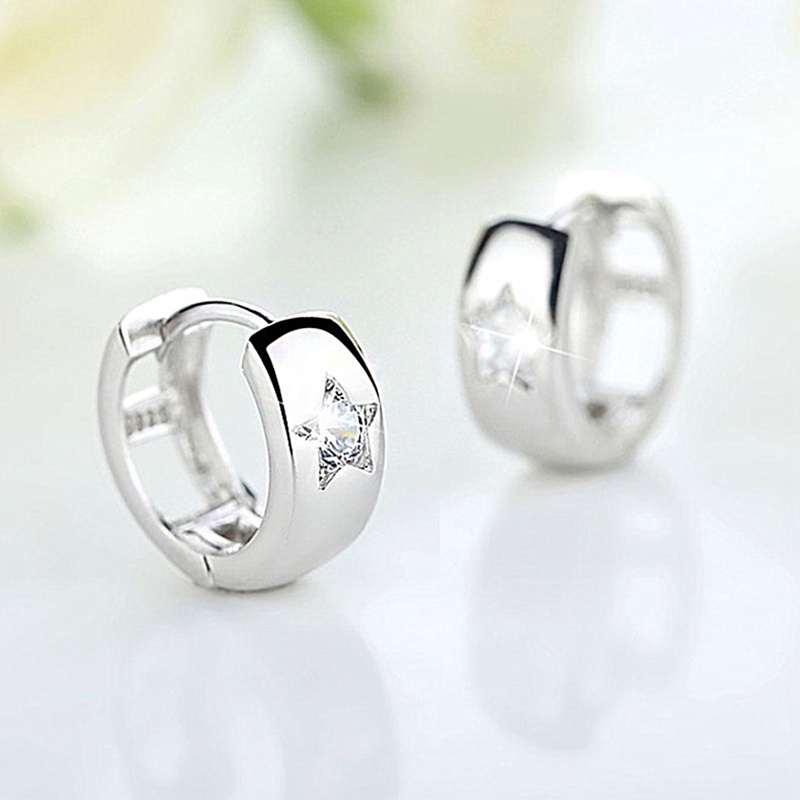 Đôi Bông Tai Ngôi Sao Đen Nạm Đá