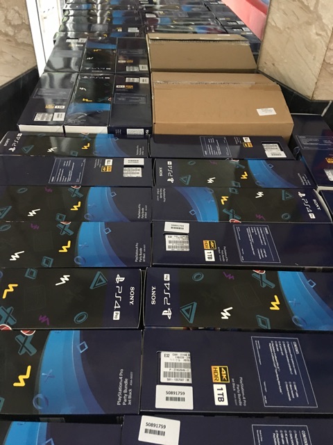 Máy Ps4 Pro: Chính hãng sony mã 7218B fw 9.00