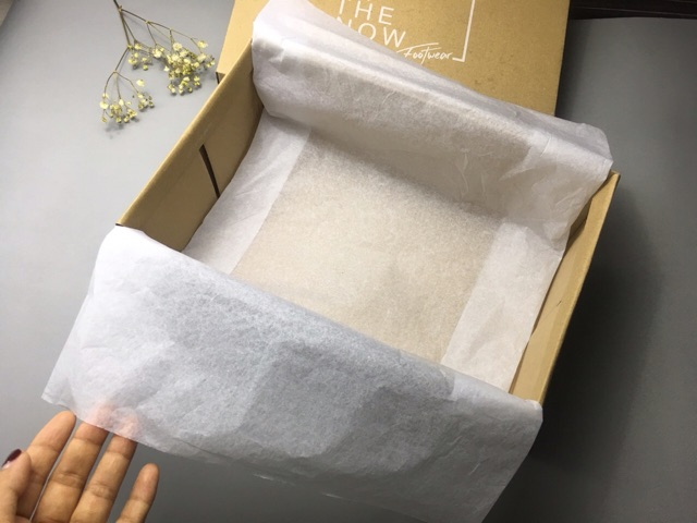 50 Tờ giấy chống ẩm (35x 53 cm) bọc gói sản phẩm, mỏng, dai, mềm bọc chống trầy xước...