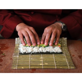 Mành Tre Cuộn Sushi, Kimbap