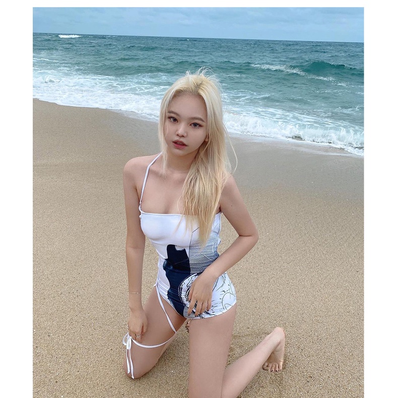 (Mẫu mới 2023) Bikini một mảnh thời trang hè Hàn Quốc cột dây eo siêu cá tính màu trắng đen hoạ tiết lạ