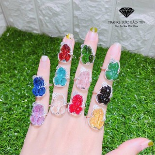 Nhẫn tỳ hưu bạc nữ - bạc nữ