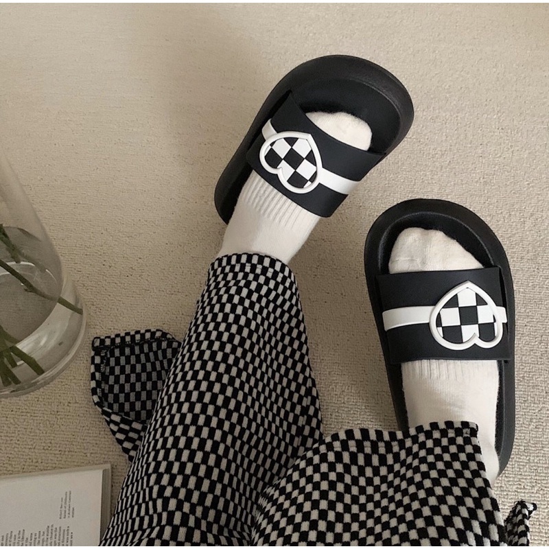 DÉP ĐẾ CAO/DÀY CAO SU HỌA TIẾT HÌNH TRÁI TIM CARO DỄ THƯƠNG