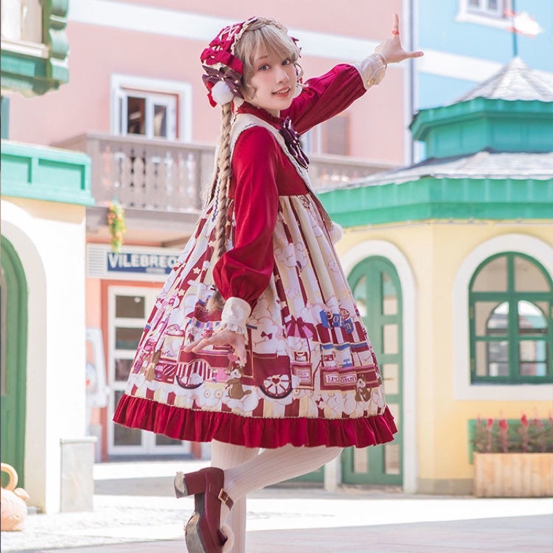 Đầm xoè hoạ tiết phong cách lolita