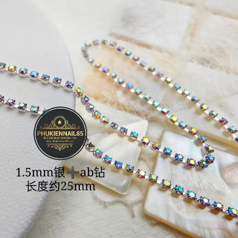 đá dây trang trí móng