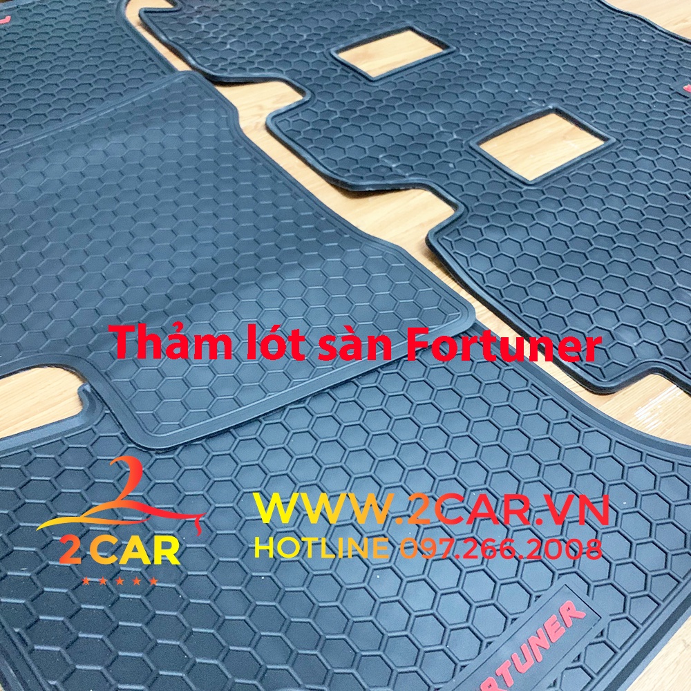 Thảm lót sàn cao su xe Fortuner 2009- 2022, 2023 chuẩn Form vừa khít, không mùi, không thấm nước