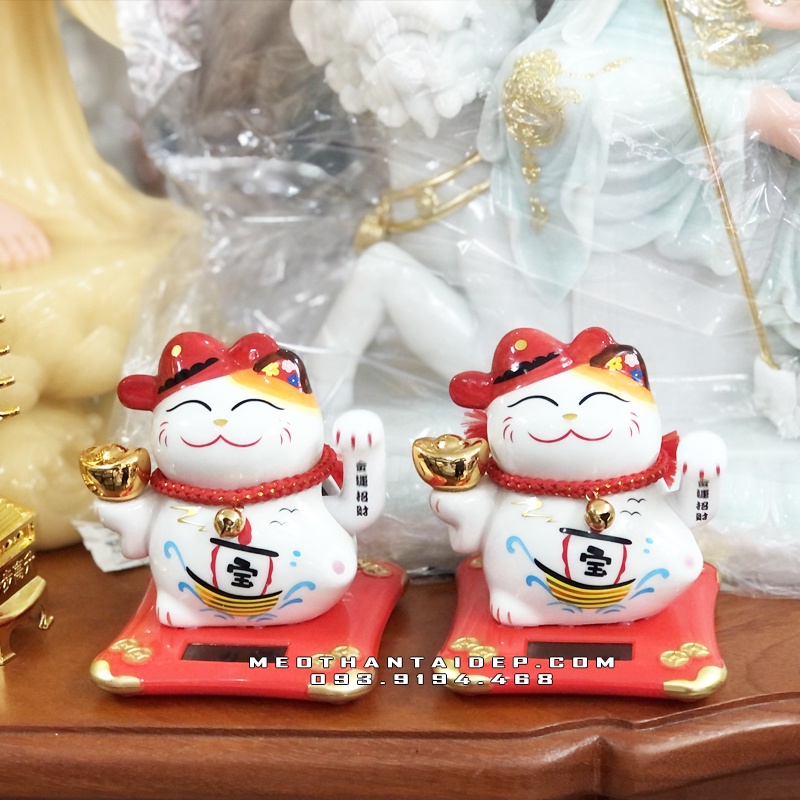 Mèo thần tài vẫy tay may mắn kinh doanh - mèo vẫy tay năng lượng mặt trời mini tặng hộp quà và gối