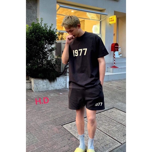 Bộ đùi nam nữ 1977 HD11