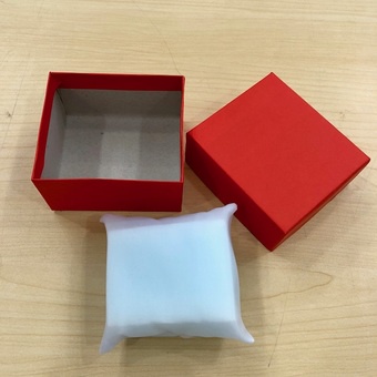 COMBO 50c hộp đựng đồng hồ, đựng trang sức sang trọng và siêu rẻ Màu Đỏ